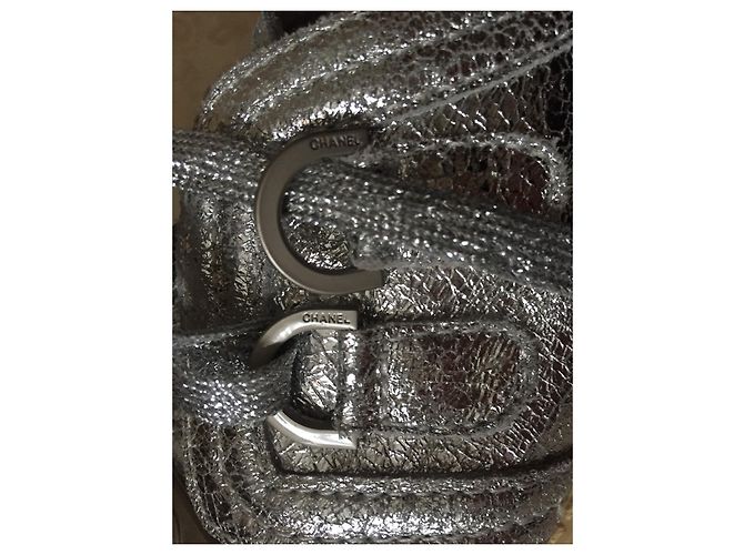 Chanel Creepers in pelle metallizzata argento Silver hardware - vista 12