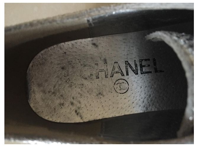 Chanel Creepers in pelle metallizzata argento Silver hardware - vista 9