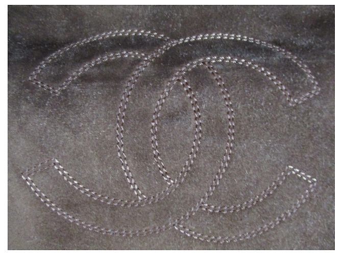 Chanel Tabakfarbene Samttasche aus Leder. Kastanie - Ansicht 4