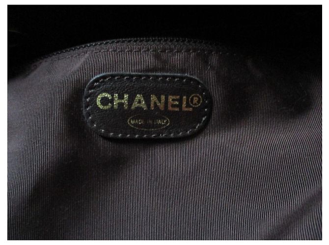 Chanel Tabakfarbene Samttasche aus Leder. Kastanie - Ansicht 8