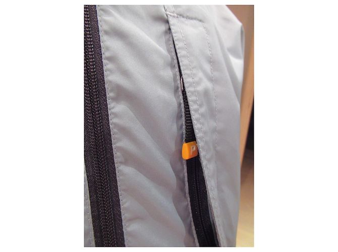 Autre Marque Graue Jacke von Peak Performance - Ansicht 3