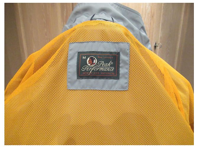 Autre Marque Graue Jacke von Peak Performance - Ansicht 7