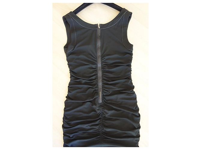 Abito Dolce & Gabbana in crêpe nero FR38/40 Piccolo IT46 - vista 2