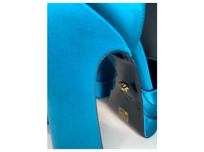 Décolleté Versace Aevitas in pelle blu con cristalli - vista 9
