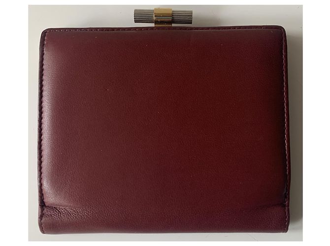 Cartera Christian Dior de cuero burdeos y metal dorado - vista 2