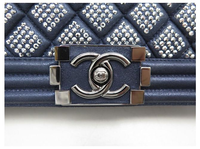 BORSA A MANO CHANEL POCHETTE BOY STRASS SWAROVSKI BLU POCHETTE IN PELLE BLU POCHETTE Blu navy - vista 3