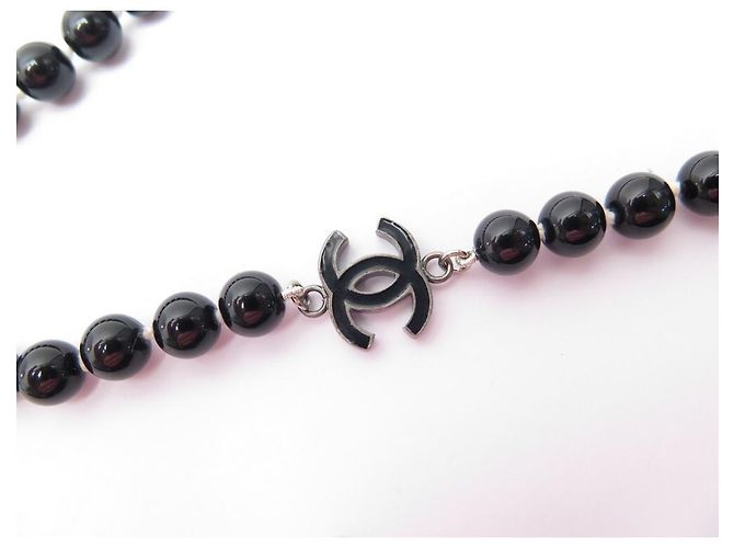 COLLANA CHANEL PERLE NERE E COLLANA CON LOGO CC IN ARGENTO 200 collana di perle Nero - vista 3