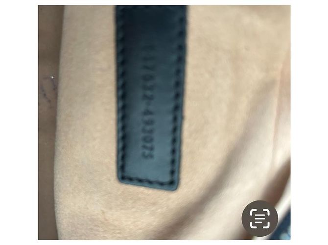Gucci Marmont gesteppte Leder Handtasche Schwarz - Ansicht 7