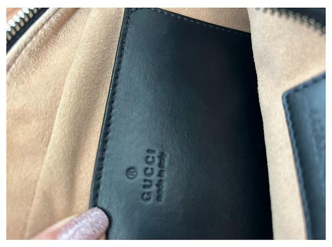 Gucci Marmont gesteppte Leder Handtasche Schwarz - Ansicht 8