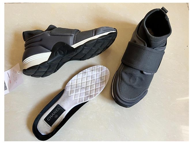 Chanel Sneakers Black Cloth 36.5 - view 4