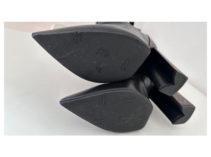 Matchmake Ankle booties Louis Vuitton Black - view 5