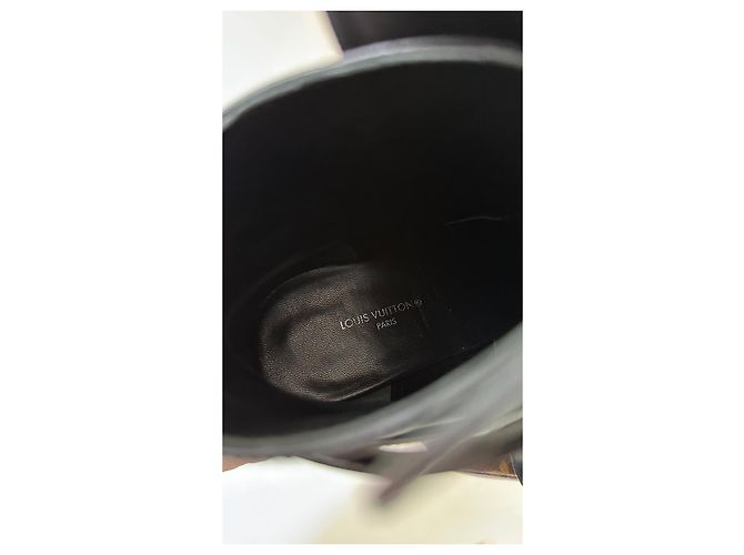 Matchmake Ankle booties Louis Vuitton Black - view 8