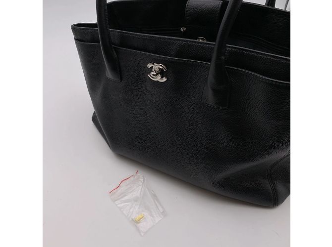 Chanel 2010s Black Pebbled Leather Executive Tote Bag with Strap - view 5