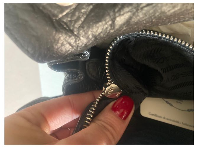 Borsa a tracolla in pelle nera Sound Lock di Prada Nero - vista 7