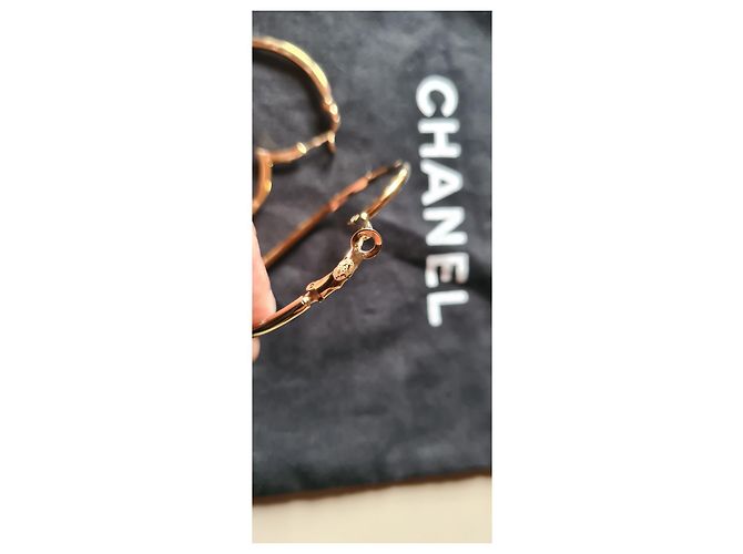 Orecchini Chanel in metallo dorato D'oro - vista 4
