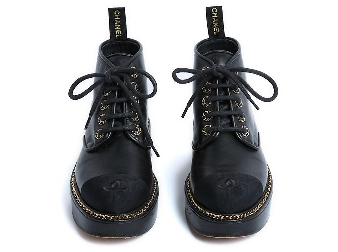 Chanel Classic Black CC e catene Scarpe Stivali EU38.5 Nero - vista 2
