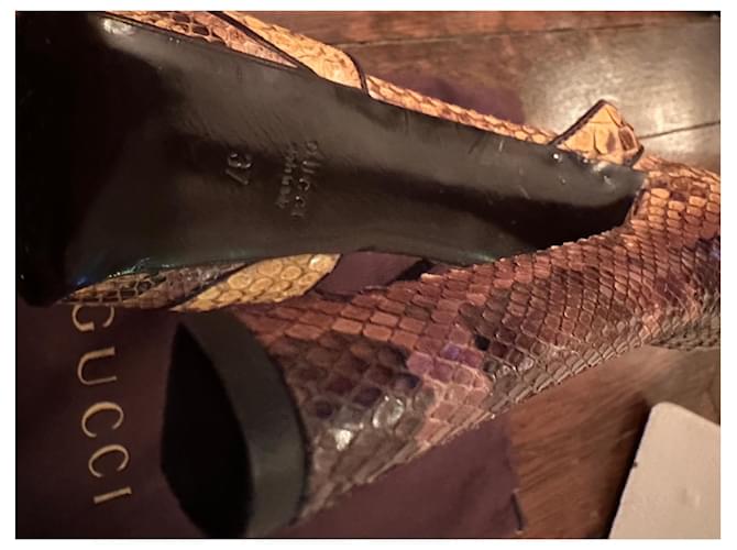 Gucci Parade Modell Python Absatzschuhe Gelb Schwarz Mehrfarben - Ansicht 3