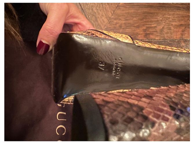 Gucci Parade Modell Python Absatzschuhe Gelb Schwarz Mehrfarben - Ansicht 4