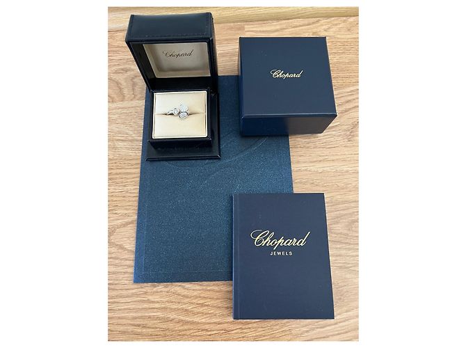 Anello Chopard Happy Hearts Diamonds Wings oro bianco e diamanti - vista 2