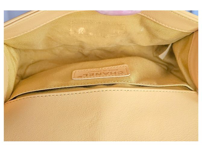 Borsa Chanel Boy piccola in pelle gialla Giallo - vista 15
