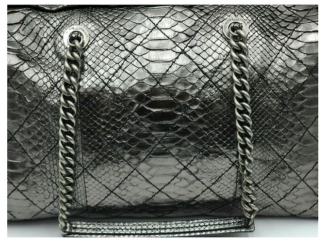 Bowling Ultra Rare Chanel Iridescent Metallic Silver Python Bowler Chain Boston Bag Silvery - view 15