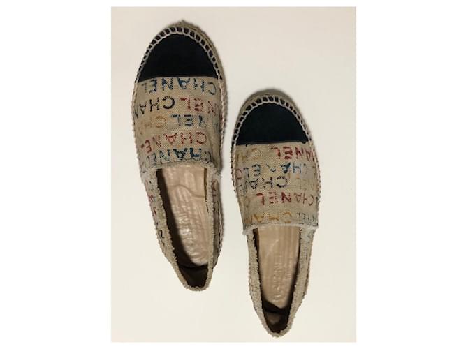 Espadrillas Chanel logo graffiti multicolore - vista 10