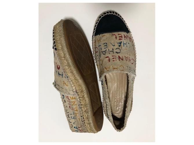Espadrillas Chanel logo graffiti multicolore - vista 4