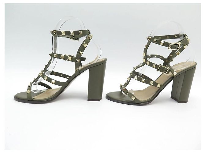 SCARPE VALENTINO SANDALI GARAVANI ROCKSTUD 38.5 IT 39.5 SCARPE FR - vista 2