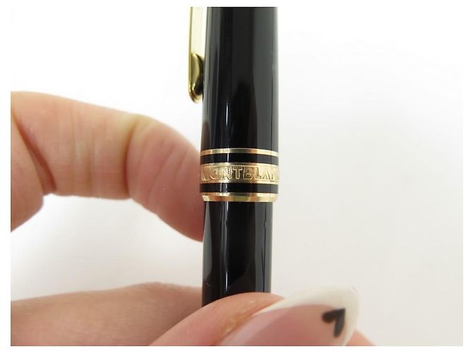 PENNA MB MONTBLANC MEISTERSTUCK ROLLER CLASSIC IN RESINA ORO132457 Penna Nero - vista 5