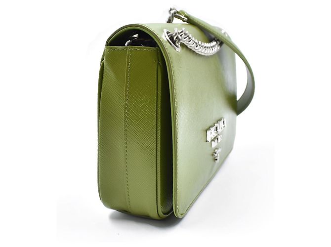 Borsa a tracolla Prada Pattina Saffiano Vernic verde in pelle - vista 3