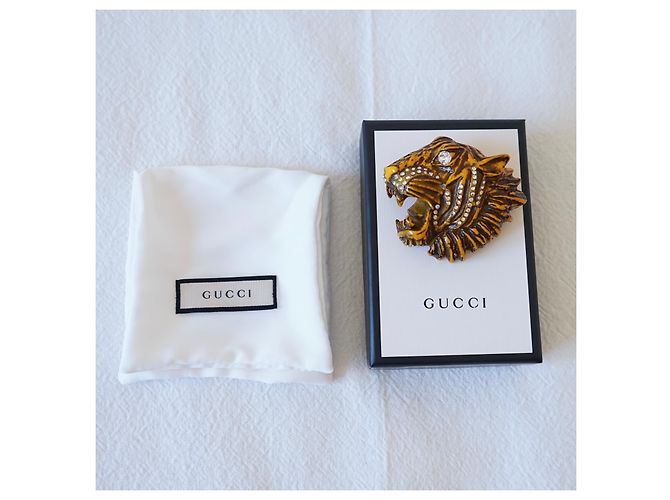 Gucci FW 2018 défilé de mode - vue 2