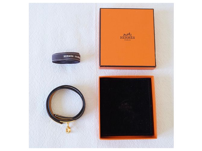 Kelly Double Tour Hermès Hermes Kelly forrado pulseira de turnê Marrom Caqui - vista 2
