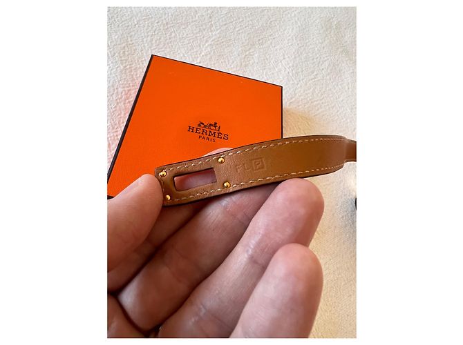 Kelly Double Tour Hermès Hermes Kelly forrado pulseira de turnê Marrom Caqui - vista 9