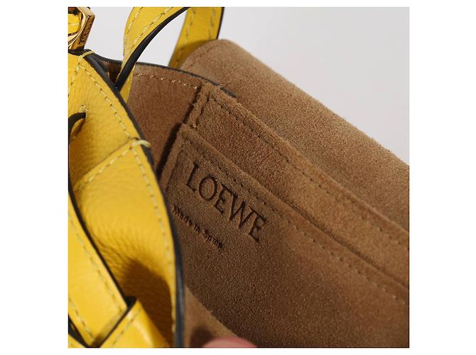 Borsa Loewe Gate in pelle gialla Giallo - vista 9