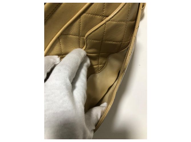 Chanel Bolsa Camera em Couro de Cordeiro Creme Cru - vista 13