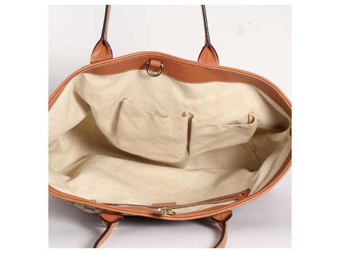 Borsa shopping Gucci Heart Bit monogramma GG beige Marrone chiaro - vista 12