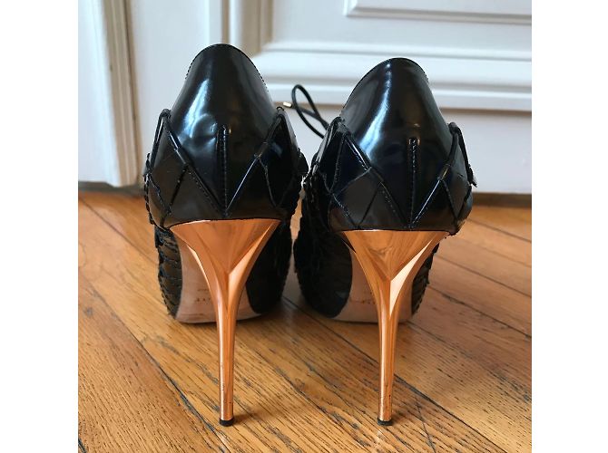 Botines DIOR T.EU 37.5 de cuero charol Negro - vista 5