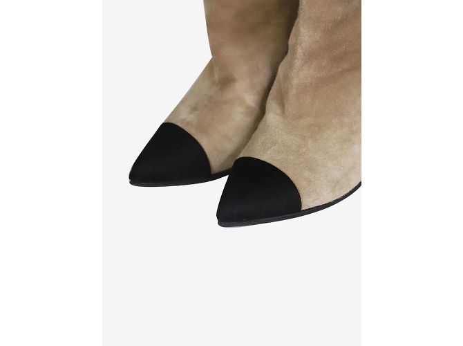 Gabrielle Chanel Botas de ante con punta neutra - talla UE 36.5 - vista 4