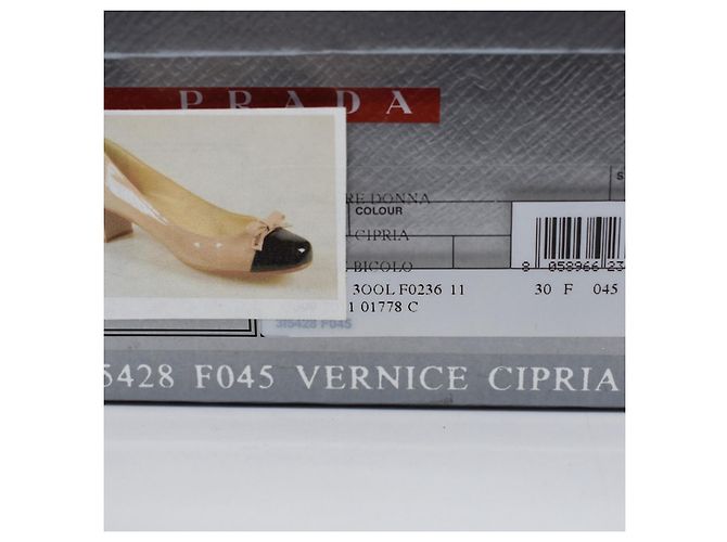 Prada Ballerinas mit Absatz Beige Lackleder - Ansicht 6