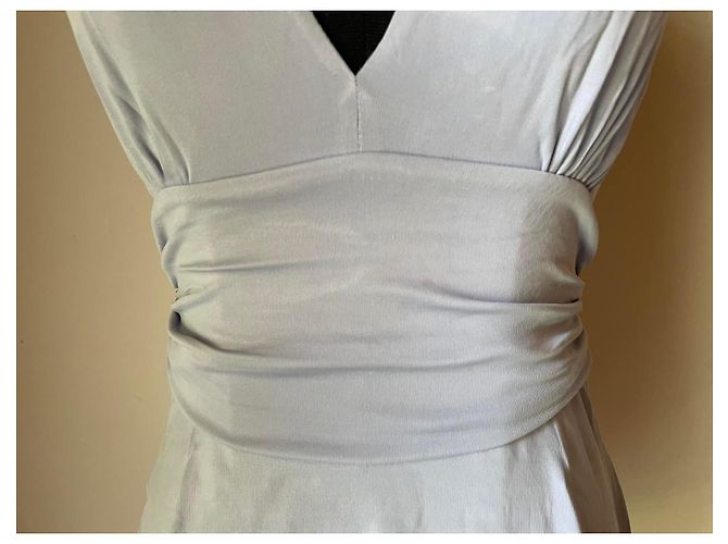 Wunderschönes hellviolettes GUESS MARCIANO-Top mit Tendenz zu Flieder Lavendel - Ansicht 7