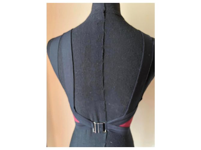 Autre Marque BEC & BRIDGE weinrotes und schwarzes, gefüttertes Crop-Top mit Trägern Bordeaux - Ansicht 5