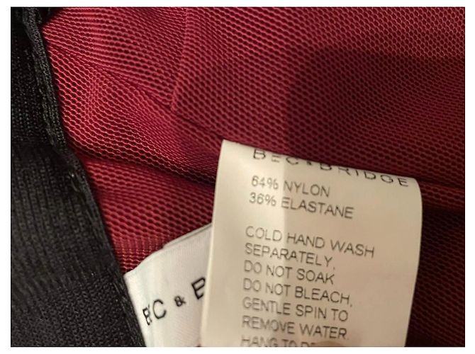 Autre Marque BEC & BRIDGE weinrotes und schwarzes, gefüttertes Crop-Top mit Trägern Bordeaux - Ansicht 7