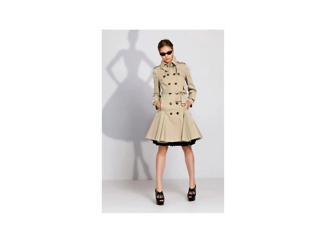 Gabardina Moschino Cheap and Chic con pliegues - vista 2