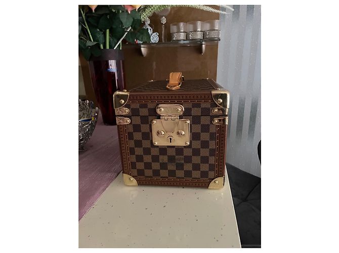 Louis Vuitton Damier Boite Flacon Borsa da viaggio marrone pelle - vista 8