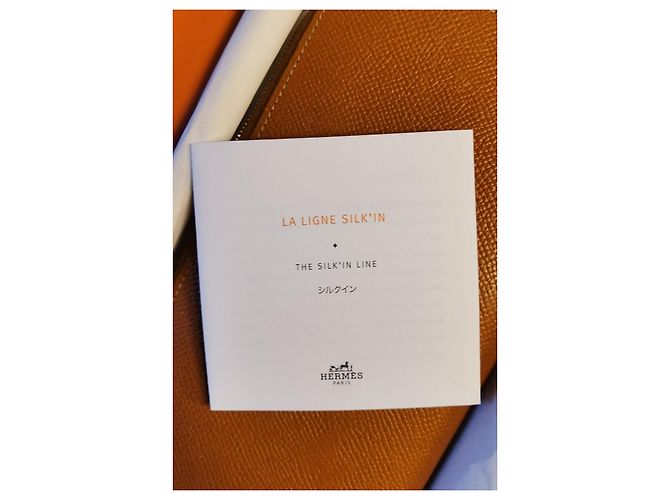 Silk In Hermès Seda en cartera clásica de piel de becerro Epson/Interior de seda Rosa Coñac - vista 3
