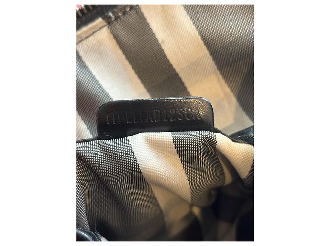 Borsa Burberry in pelle martellata nera con tracolla Nero - vista 20