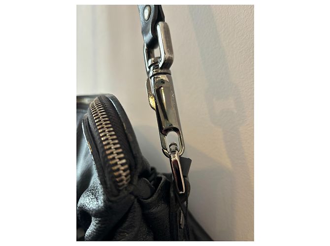 Borsa Burberry in pelle martellata nera con tracolla Nero - vista 8