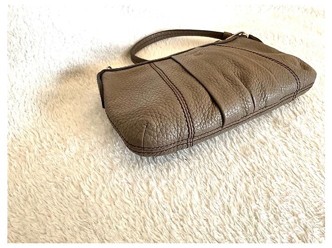 Pochette Lancel in pelle martellata taupe - vista 4