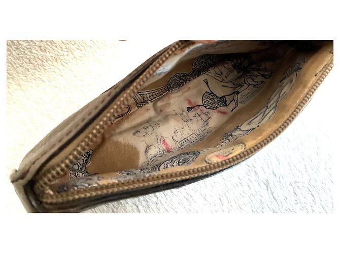 Pochette Lancel in pelle martellata taupe - vista 9