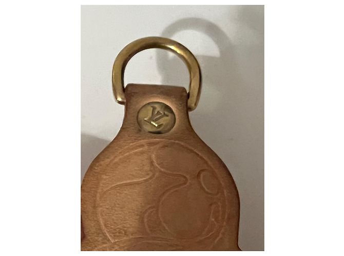 Louis Vuitton Purses, wallets, cases Beige - view 4